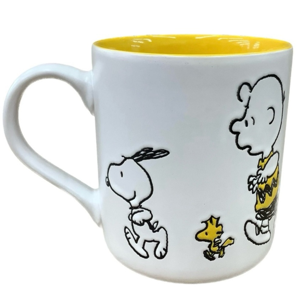 Peanuts- Snoopy Charlie Brown & Friends Wrap Around Chase Ceramic Coffee/Tea Mug